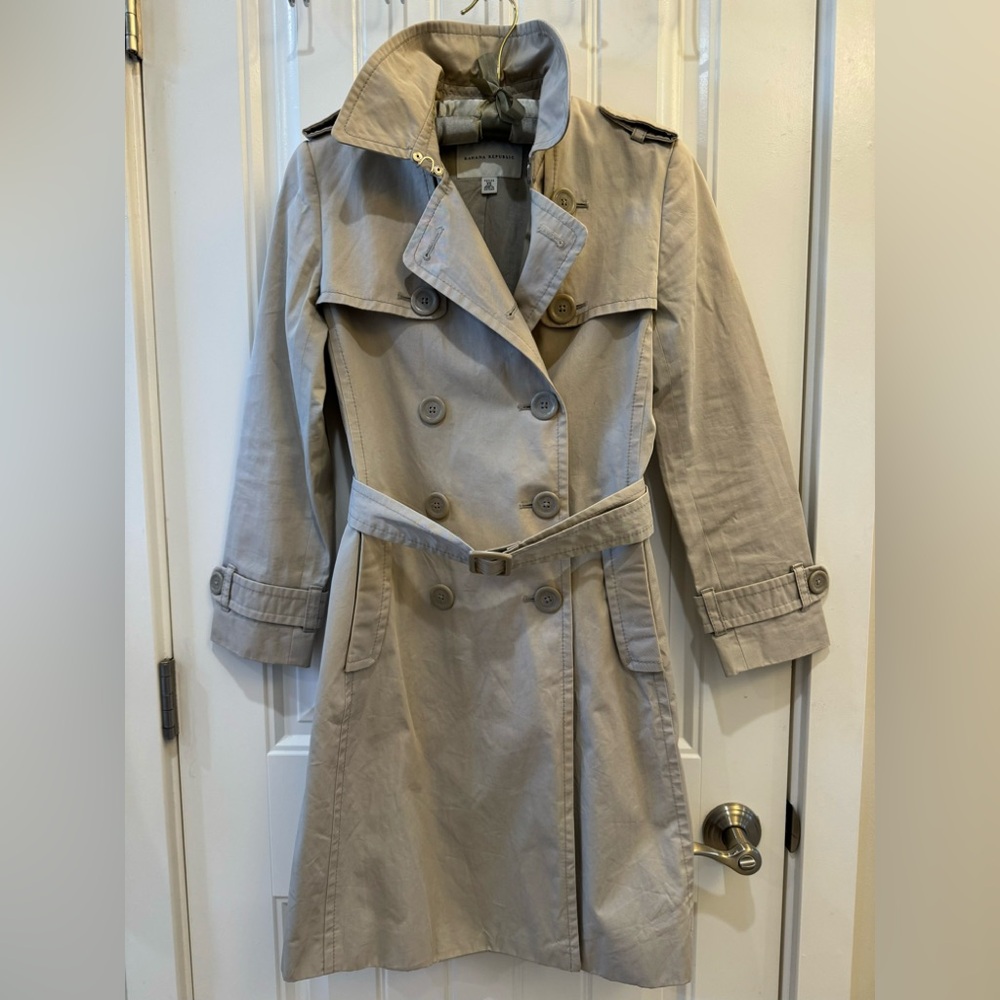 Trench Rain Coat with Belt for the Office